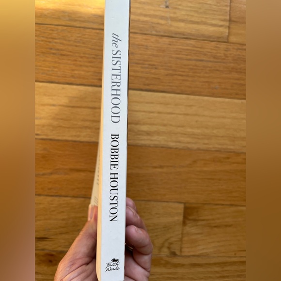 The Sisterhood by Bobbie Houston - Picture 3 of 3